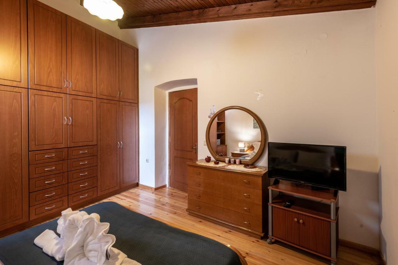Vilkas Home Topolia Екстериор снимка
