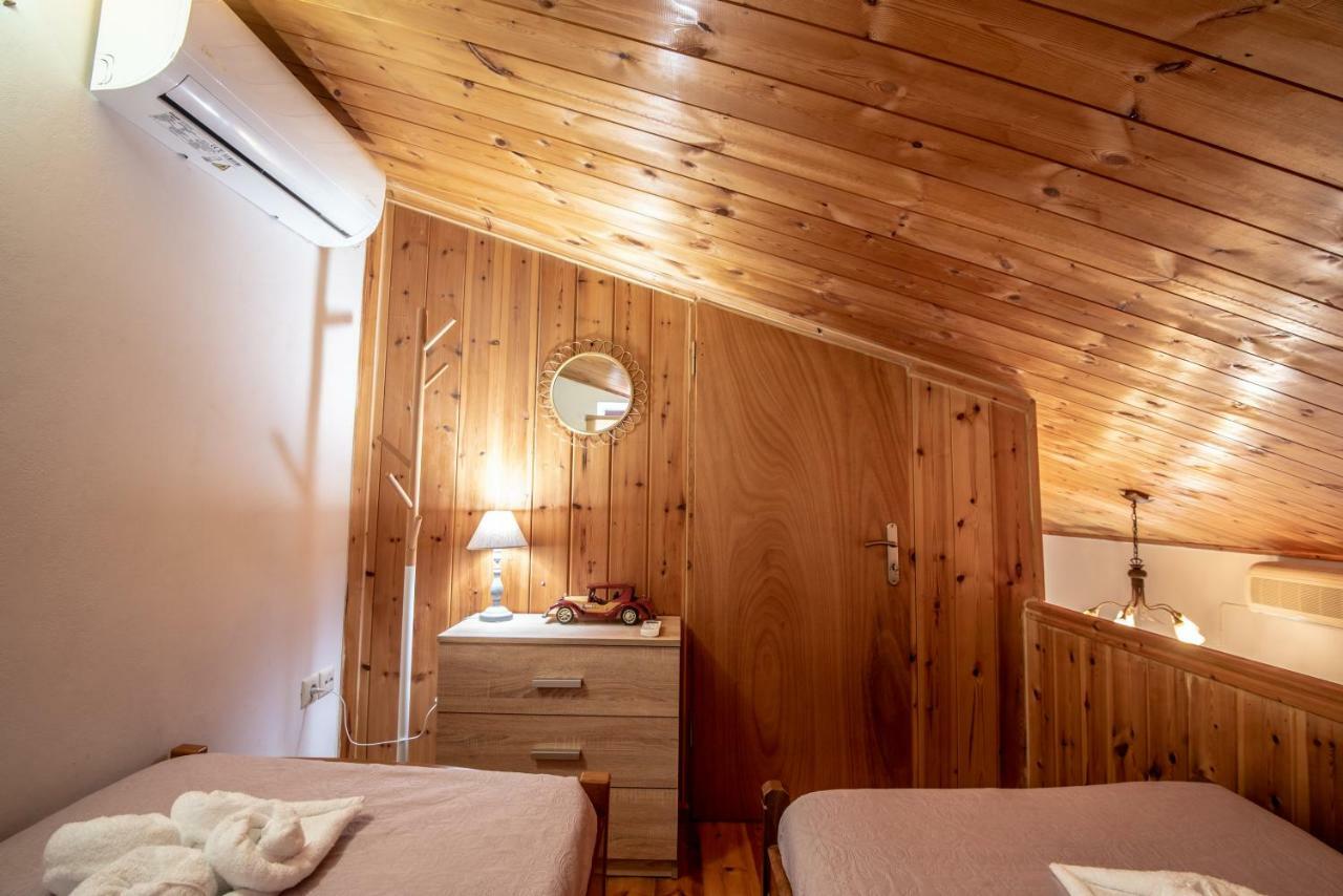 Vilkas Home Topolia Екстериор снимка